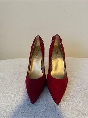 GUESS Red Suede Pointed-Toe Pumps with Gold Insole